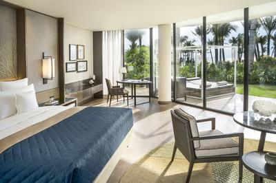 1 King Junior Suite Garden View Terrace