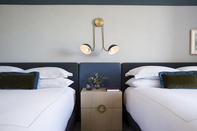 Guest room
