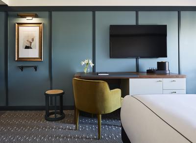 Guest room