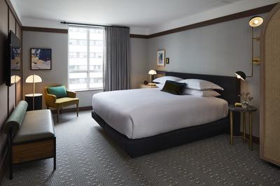 Guest room