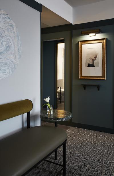 Guest room