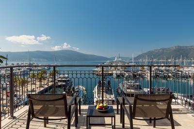 2 Bedroom Suite Sea View