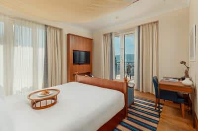 1 King Studio Suite Sea View Balcony