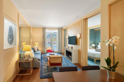 Junior Suite King With Sofa Aqua