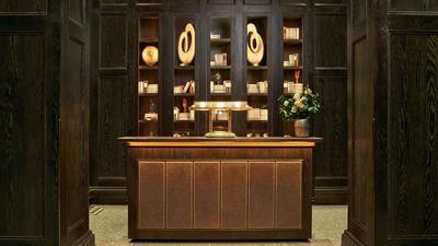 Concierge Desk