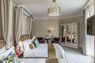 Deluxe Room, 2 Doubles
