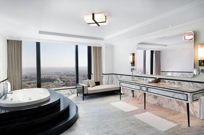 Royal Suite, 1 King, Skyline View, High Floor, Balcony