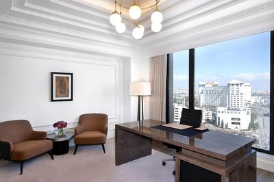 John Jacob Astor Suite, 1 King, Skyline View, High Floor, Balcony