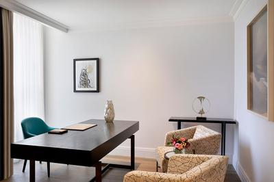 4 Bedroom Apartment, Pool View, Balcony