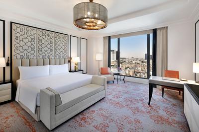 Grand Deluxe, Guest Room, 1 King, High Floor