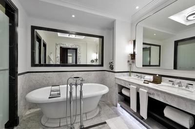 Grand Deluxe, Guest Room, 2 Double, City View