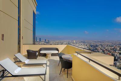 Caroline Astor Suite, 1 King, Skyline View, High Floor