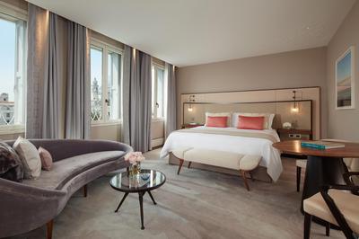 Luxury Grand Canal View Room