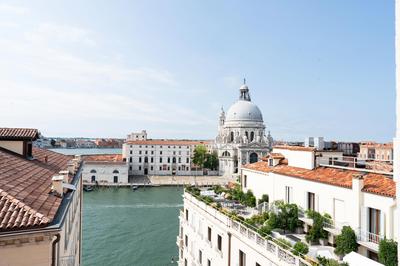 Terrace Grand Canal View Room