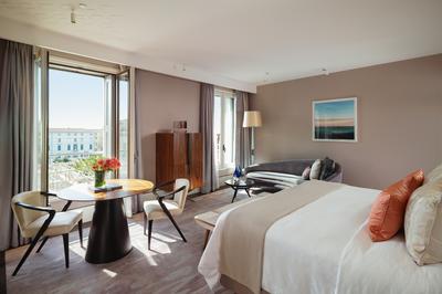 Luxury Grand Canal View Room