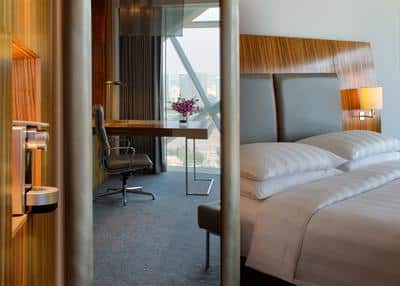 1 King Bed Deluxe