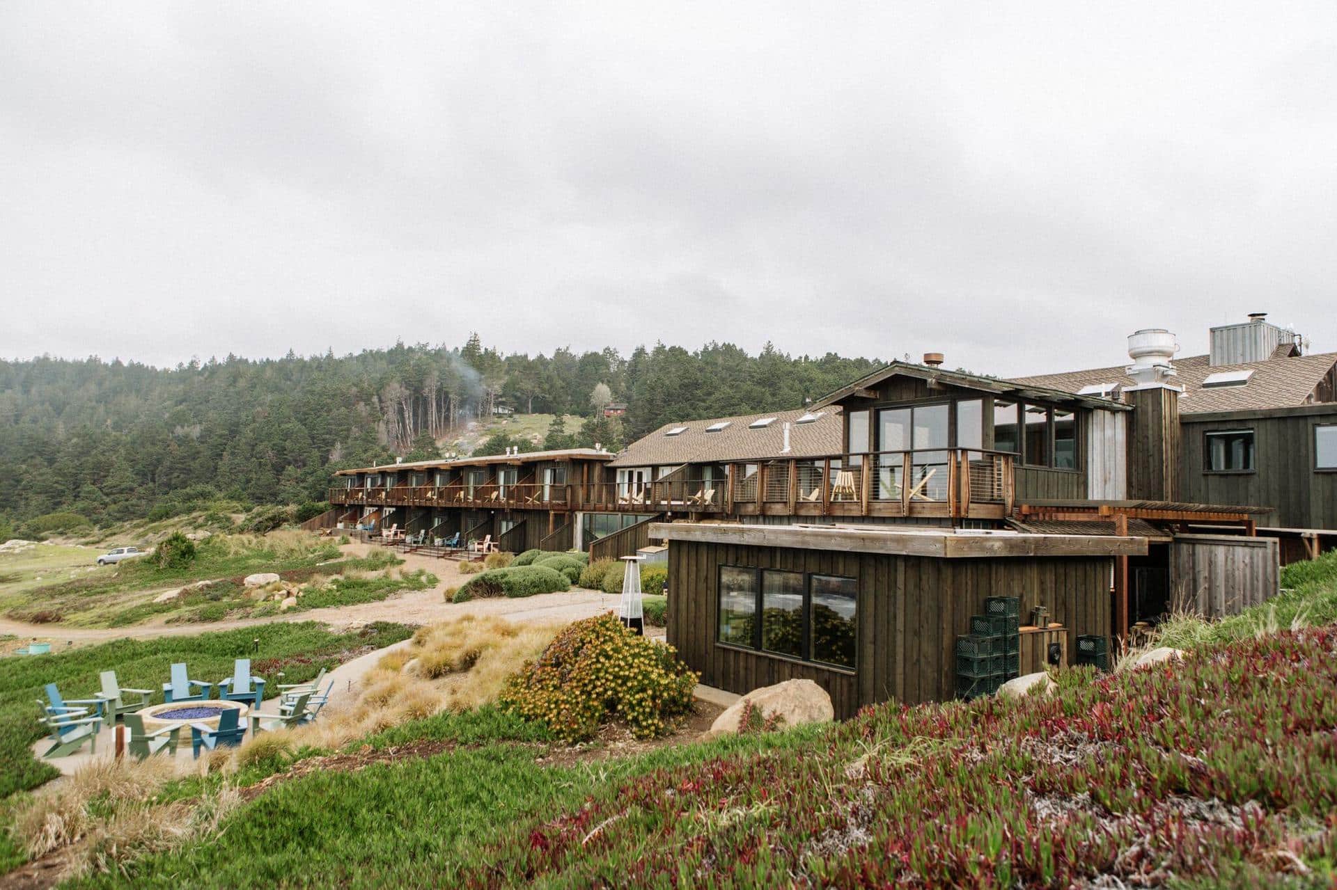 Timber Cove Resort