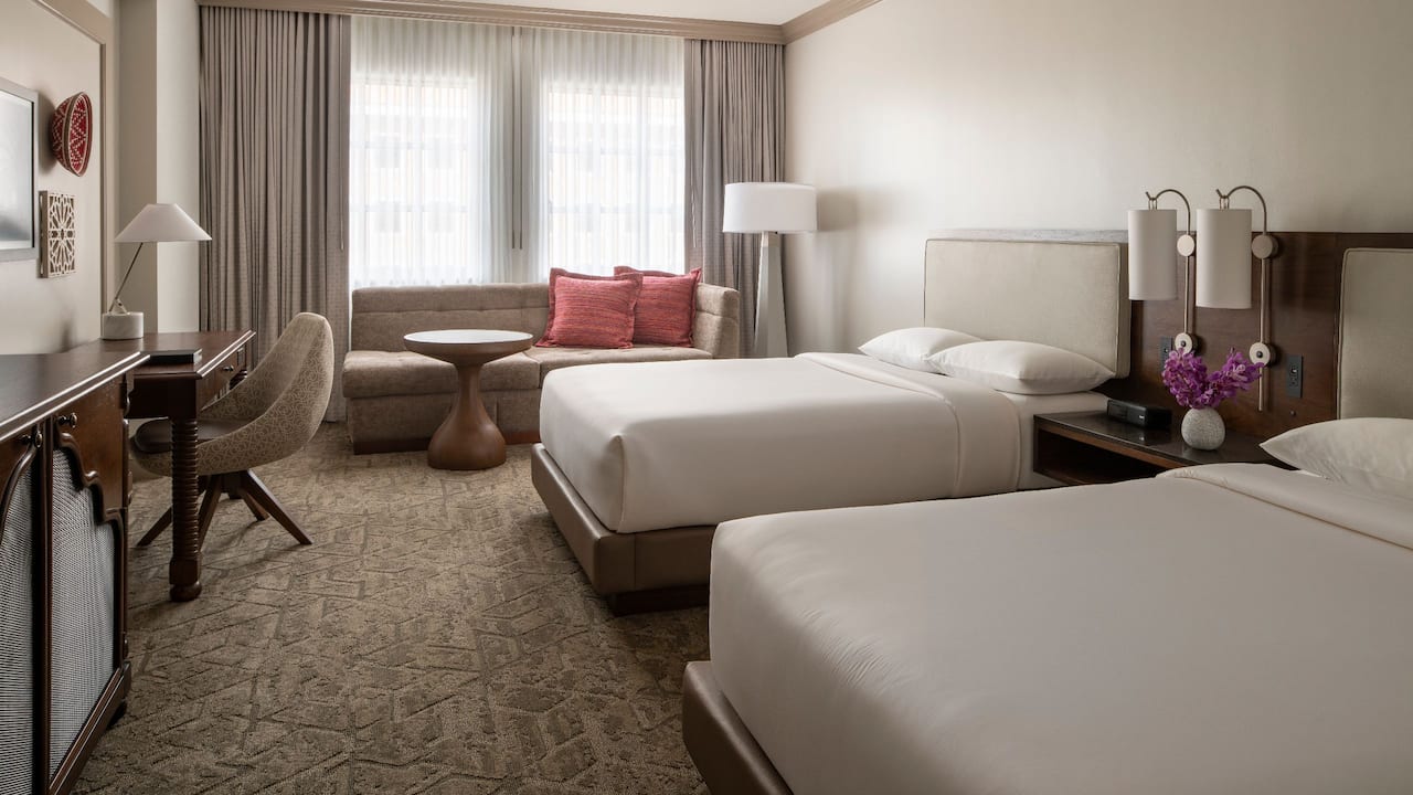 2 Double Beds