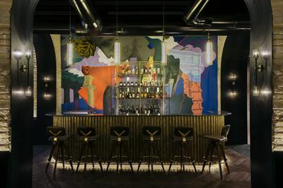Chapter Bar