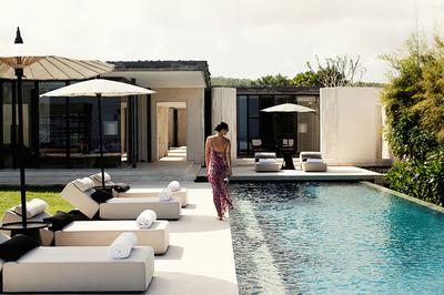 Three Bedroom Cliff Edge Villa