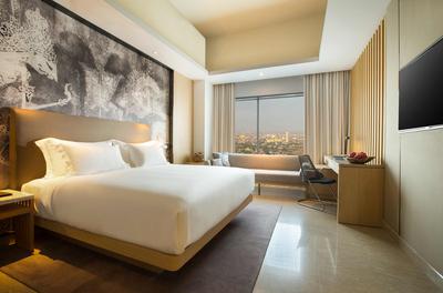 One Bed or Two Twin Beds