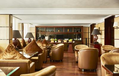 Club Lounge