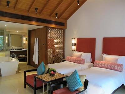 Two Twin Beds Loft