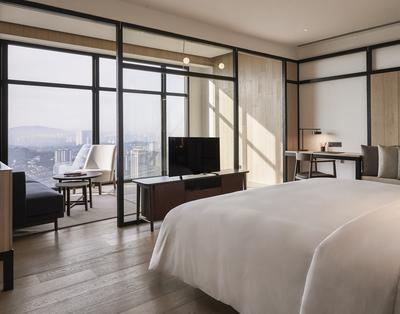 Premier Room