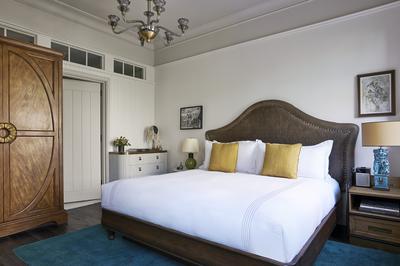 One Bedroom Corner Suite