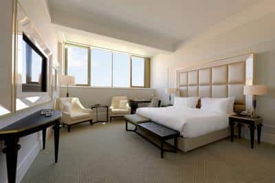 1 King Bed Deluxe