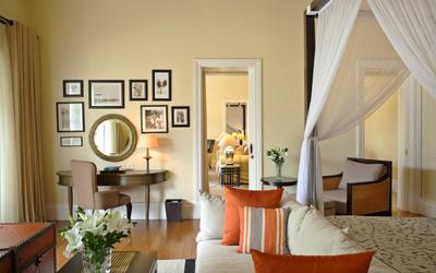 Blixen Suite