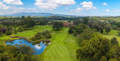 Golf at Karen Club