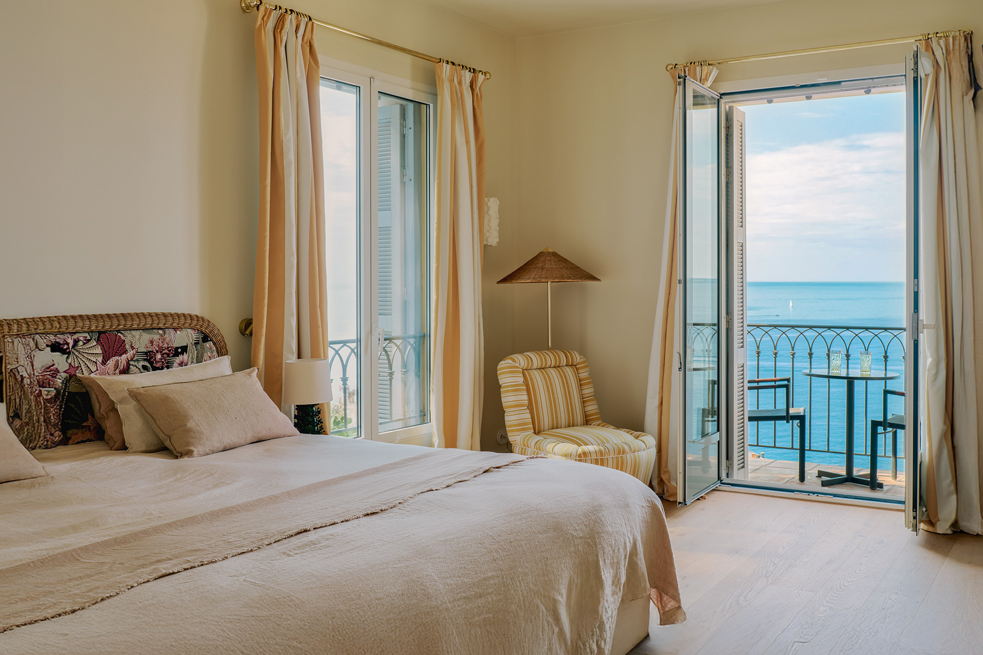 Executive Sea View Room