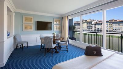 Suite Bueno River View