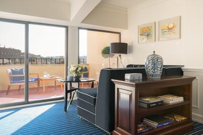 Rooftop Terrace Suite River View