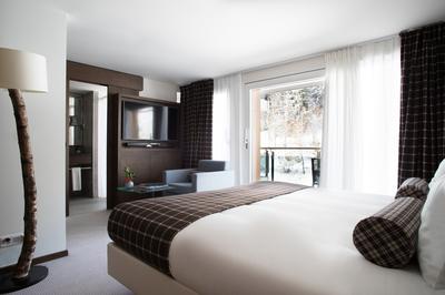 Forest Deluxe Room