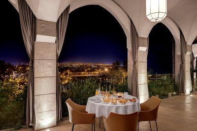 Amaraz Restaurant