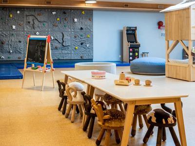Kids Club