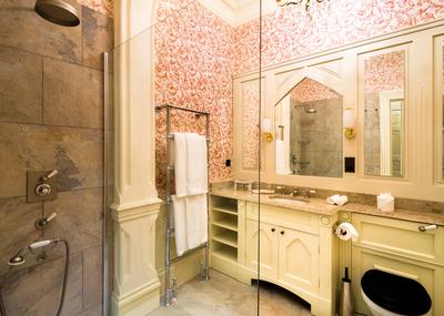 Small Double - Bathroom