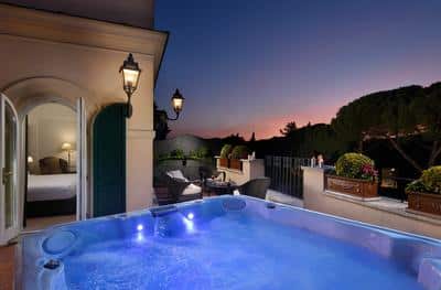 Terrace Jacuzzi Suite