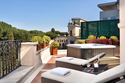 Terrace Jacuzzi Suite