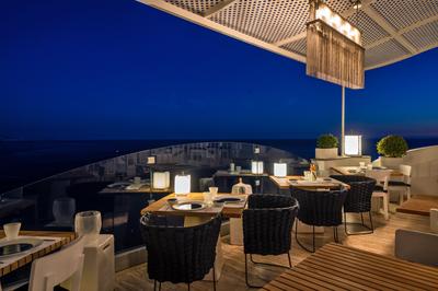 Gold Champagnebar & sea food grill