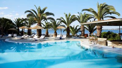 Armyra Pool Bar
