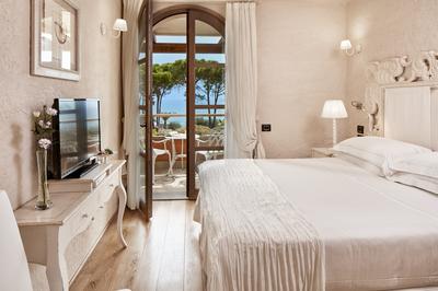 Superior Sea View Room