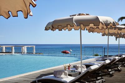 Infinity Pool