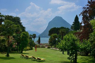 Garden by the lake