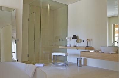 Romy Suite