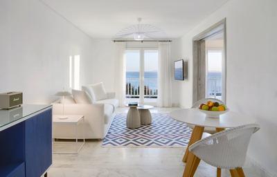 Mast 1 Bedroom Suite