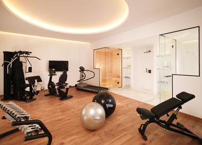 Signature 2 Bedroom Spa Pool Suite fitness Spa roo