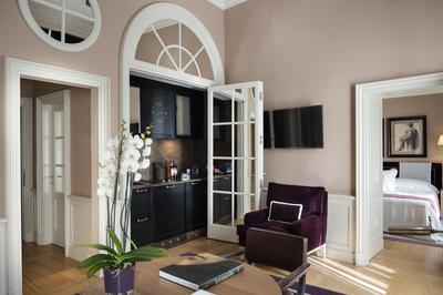 Vasari Suite